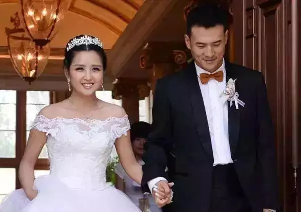 屬羊的能剋死屬牛的，屬牛和屬羊我們結婚了