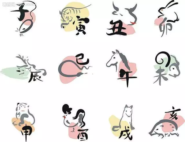 属虎带虎的吊坠好不好，属虎的人戴什么吊坠好