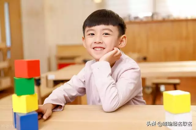 属虎取什么名字旺财，适合属虎人的 名