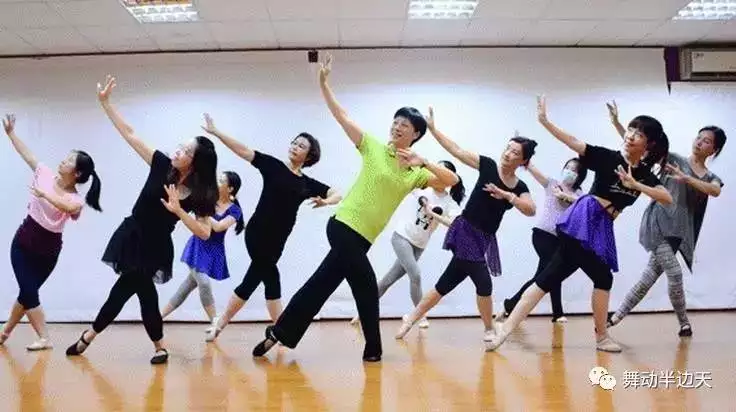 2、千萬不要娶跳舞的女人:為什麼說跳舞的女人容易出軌，因為她們實在是太**了