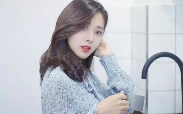 女屬狗容易出軌，屬狗女一般結婚會背叛嗎