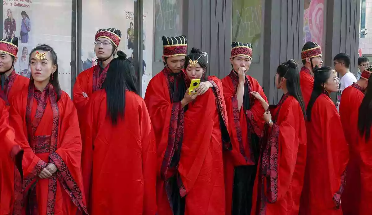 1、算命先生算婚姻准嗎:算命先生算姻緣的那些可信嗎