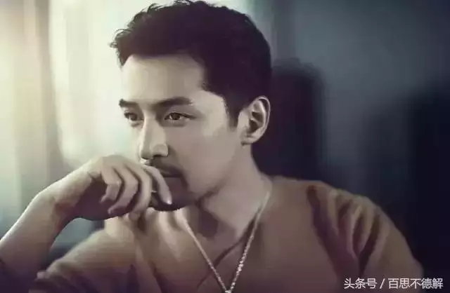 屬蛇男人疼女人的樣子，屬蛇男人討厭你的表現