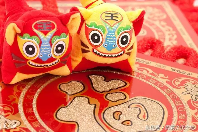 属虎的人在今年的运程，属鸡人在2022 年的全年运势