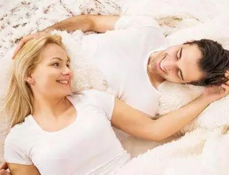 1、夫妻相配的月份:夫妻女比男大月份，好嗎？