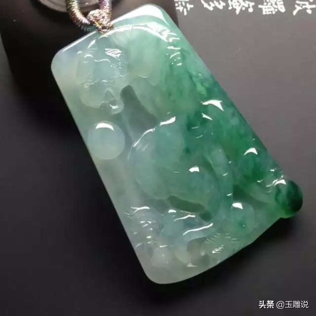 属虎的适合佩戴什么吊坠，属虎的人适合佩戴貔貅吗