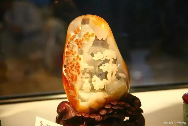 虎年本命年男性佩戴什么好，虎年本命年佩戴什么好