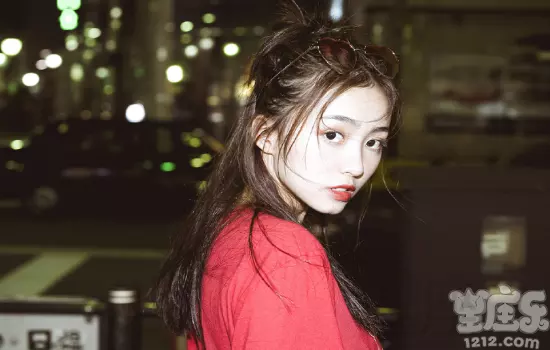 3、射手女是真高冷還是裝高冷:射手座的學特別高冷，我應該怎麼追她呢？