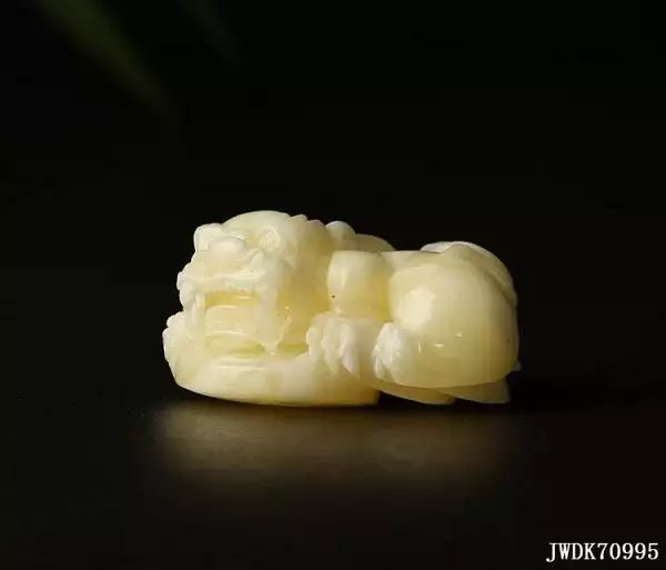 属牛戴什么首饰招财，属牛的戴什么
