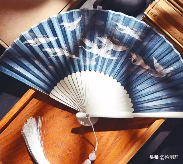 022屬羊適合戴什麼手串，2022年屬羊最忌諱的顏色"