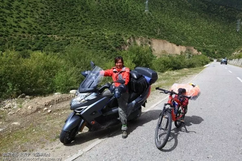 有一部,內容是有一對情侶騎摩托車撞車女的死了,男的為救女的給他注射好像是