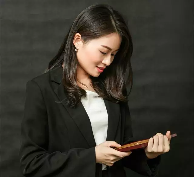 994年屬狗的幸運色是什麼，1994年屬狗的婚配"