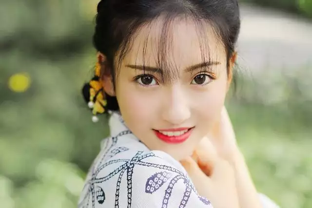 9年女2022年運勢如何，1976年2022年運勢如何"