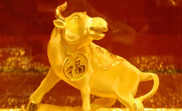 2、85屬牛人最旺的年齡:年出生的屬牛，今年實際年齡多少歲？