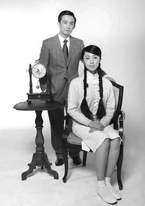 1、黄磊和孙莉结婚的背后，表面上是模范夫妻，背后却另有隐情，怎么回事呢？