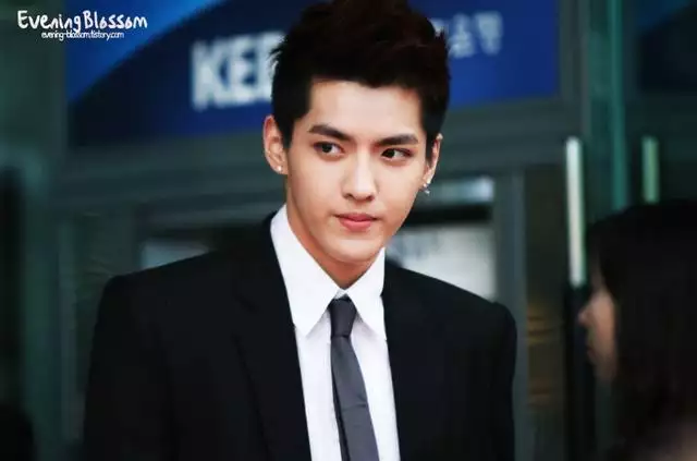 屬馬適合跟屬什麼交朋友,屬馬的和什麼屬相最配合適