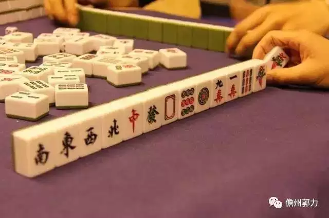 2、下午打麻将坐哪方向能赢:打牌坐哪个位置会赢