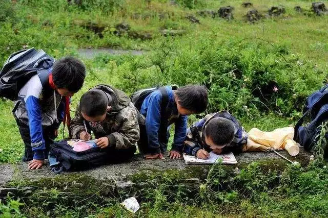 有福的生在初一十五，男初一女十五命運很好
