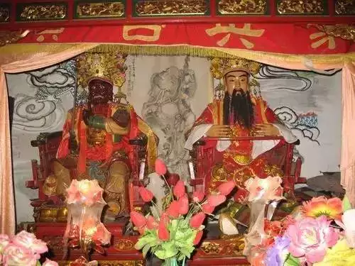6、整把香火图的看法图解:烧香拜怎么看香火图？急！
