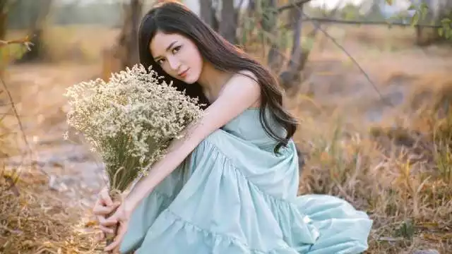 1、命运的星座女:天生有好命，有爱有钱，做富太太星座有哪些？