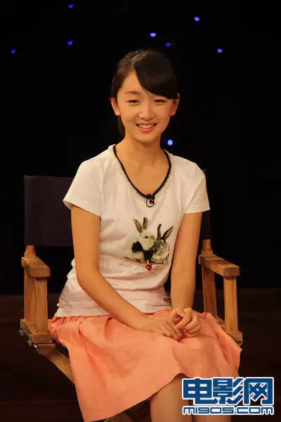 4、周冬雨被張藝謀一個月:張藝謀為什麼捧周冬雨？