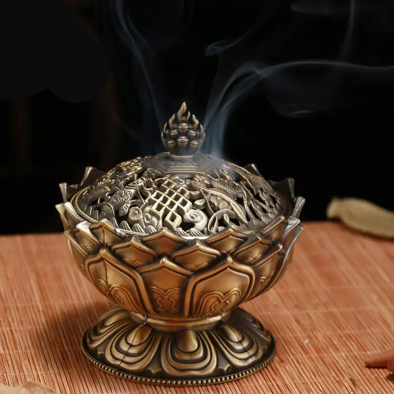 3、香灰落在香炉外不聚财:给财神烧香,香灰落香炉外怎么回事，请懂得给看看，谢谢！