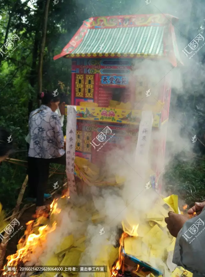 3、去哪里烧香比较:比较背，哪烧香比较呢？