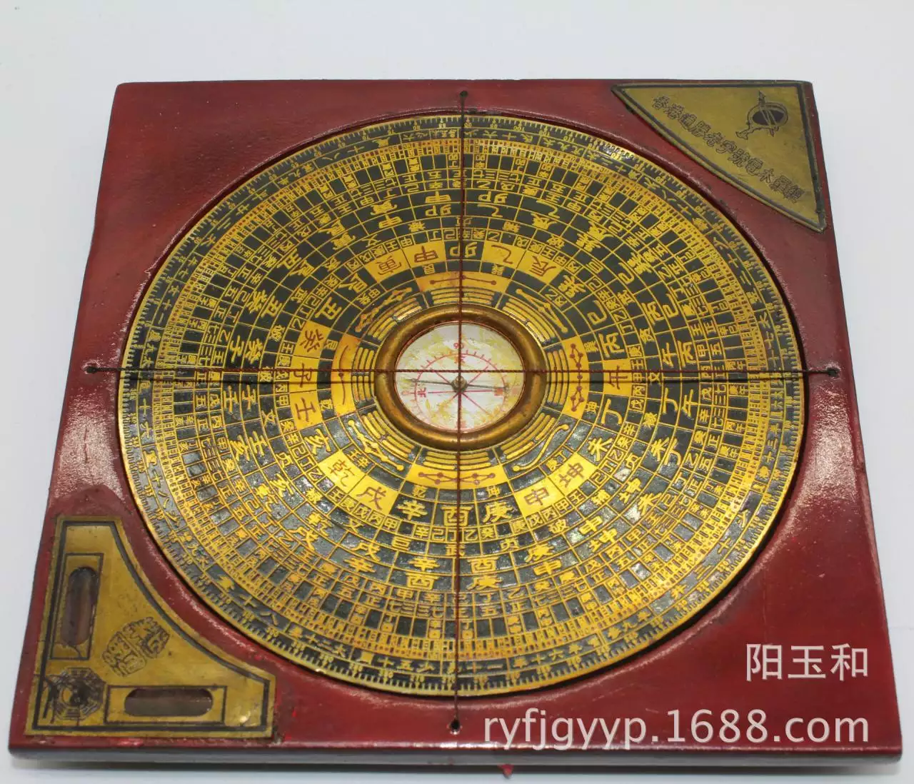 2、方位财运指南针:风水上的方位是依据指南针上的方位吗