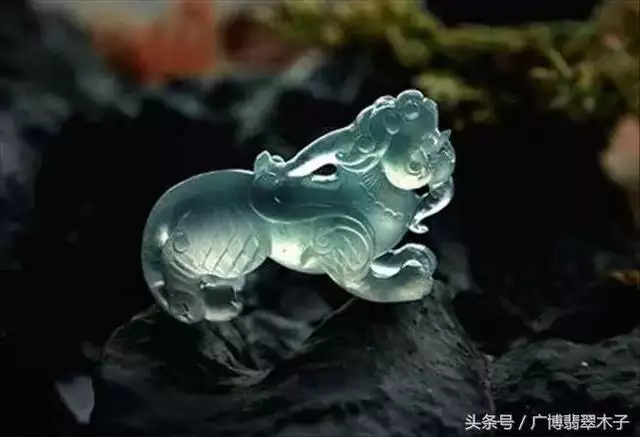 属牛可以戴玉手镯吗，生肖牛适合佩戴什么玉