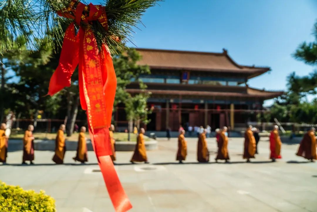 2、谁都能烧到香吗:什么人可以烧高香