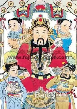 4、财神爷挂在家里什么位置:财神应摆在客厅，厨房还是杂物间
