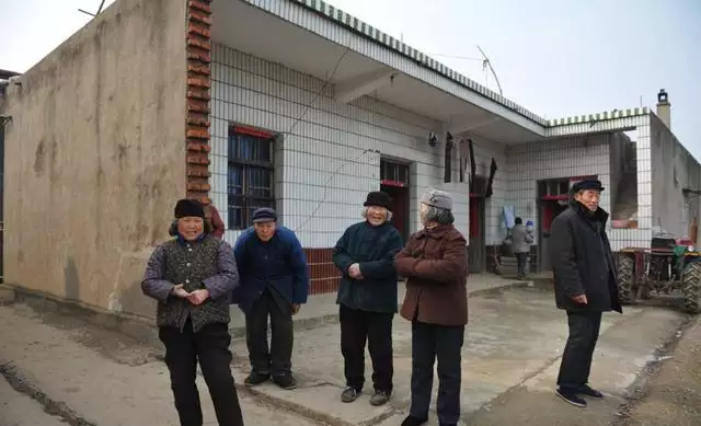 女大男一歲婚配好不好，女大一真的克夫嗎