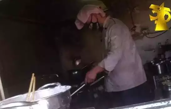 1、家里的像没老是看到像里有黑雾之类的这是被脏东西附了吗？