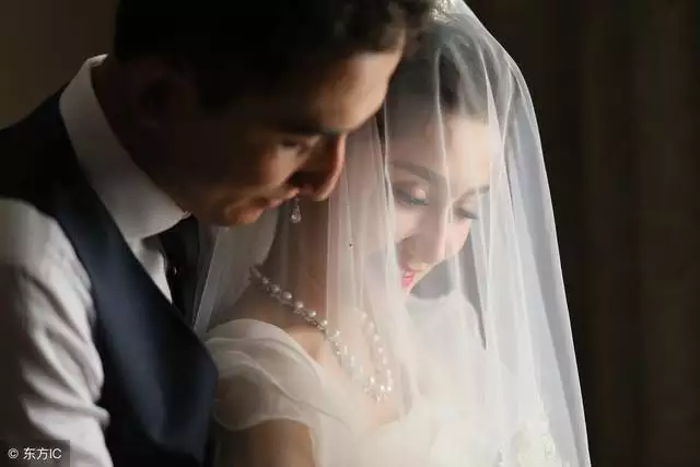 属虎和属鼠的婚姻咋样,属虎和属鼠结婚合不合