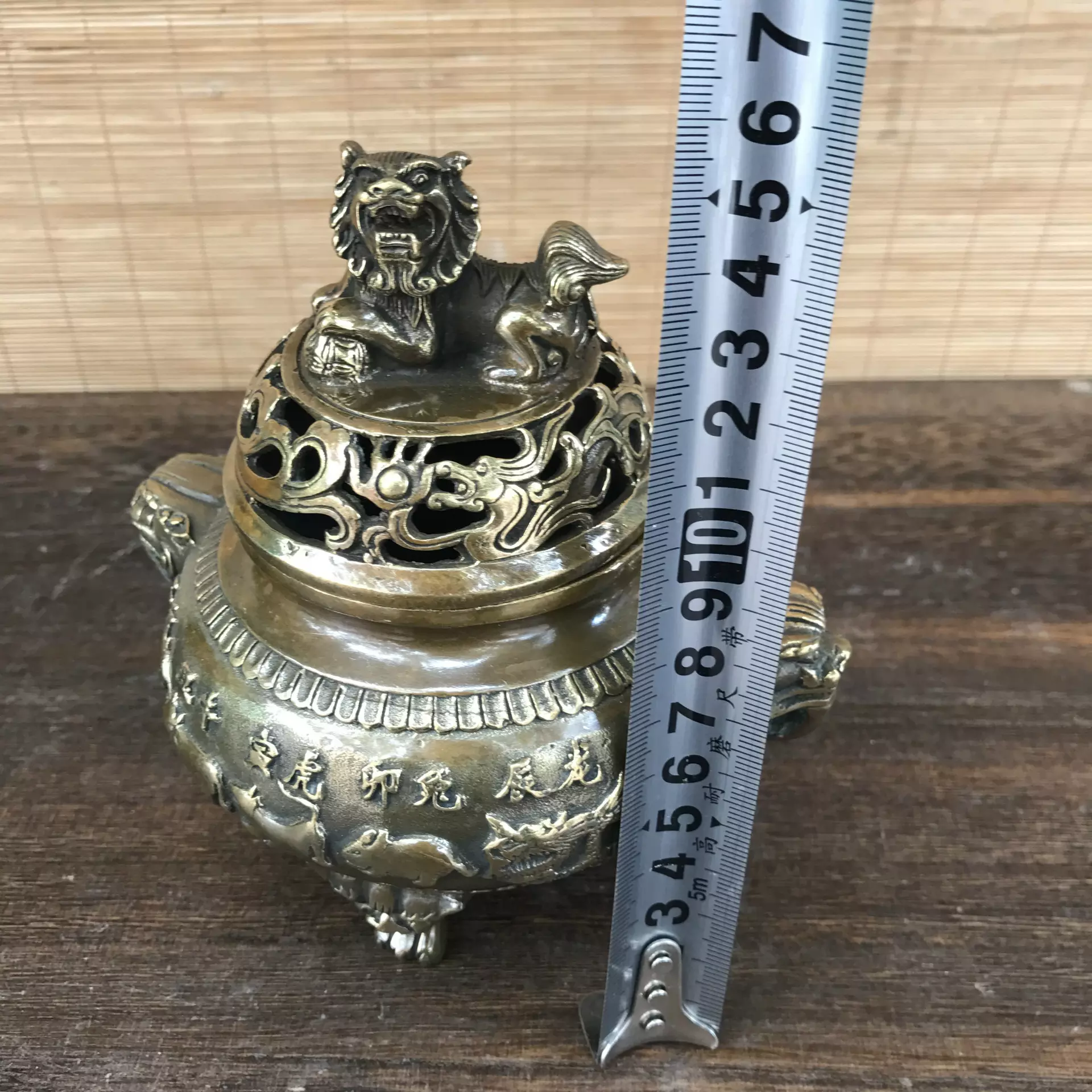 9、所有属相都可以佩戴狮子吗:属牛的人可以佩戴舞狮吗？