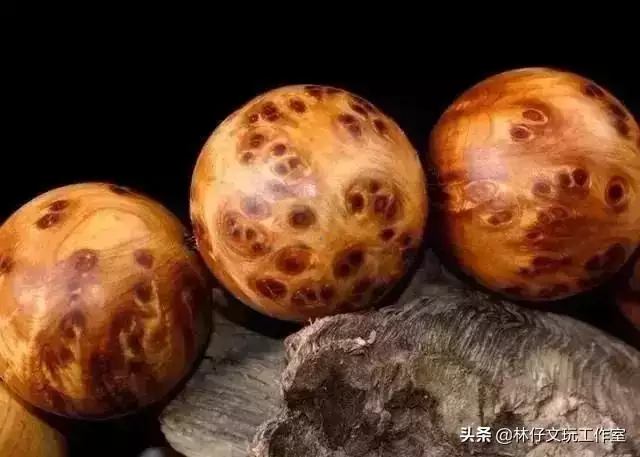 属鼠人一生佩戴什么好，72年属鼠人的吉利数字