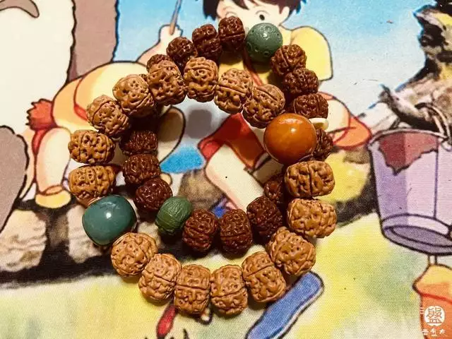 男人脖子上戴什么好，男人佩戴什么招财辟邪