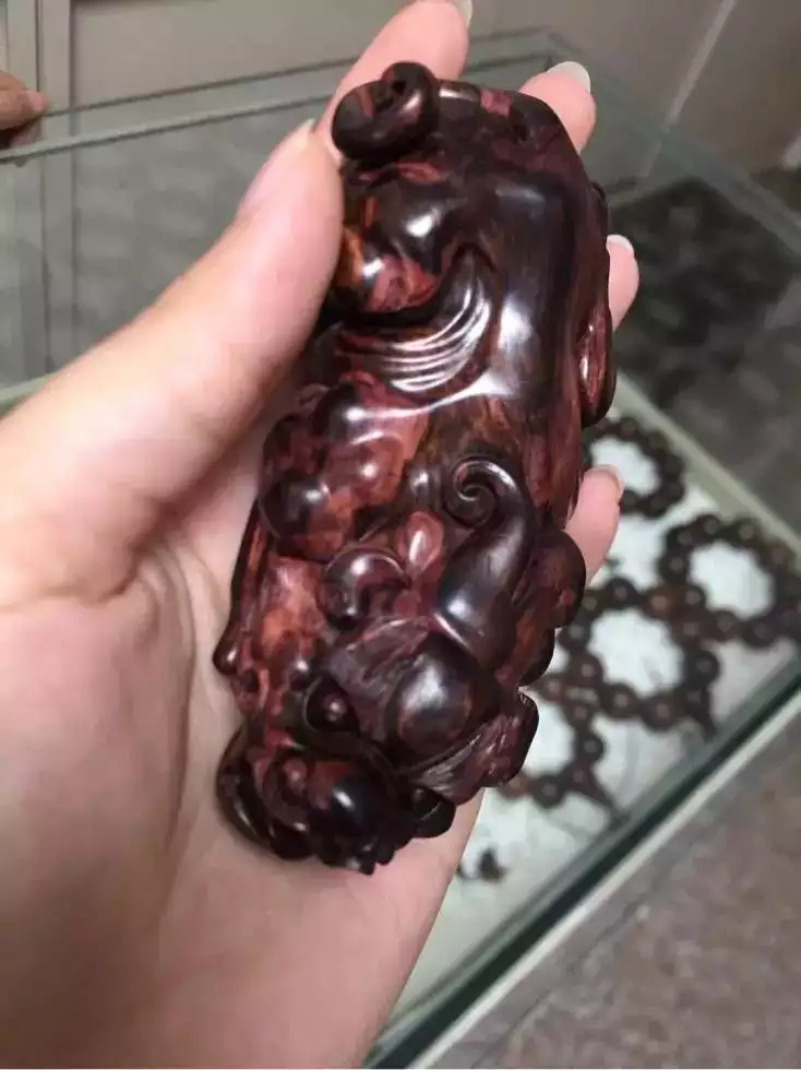 1、最容易把老婆气疯的4个属相:哪些生肖最容易宠坏女友，宠的别人都受不了？