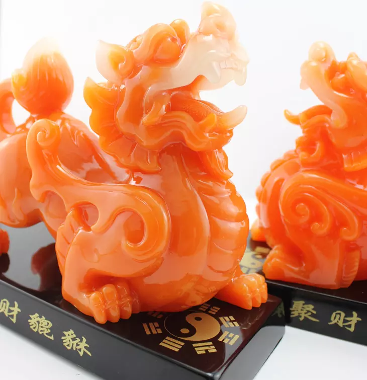 2、哪种材质的貔貅最招财:什么材质貔貅好?貔貅材质有哪几种?