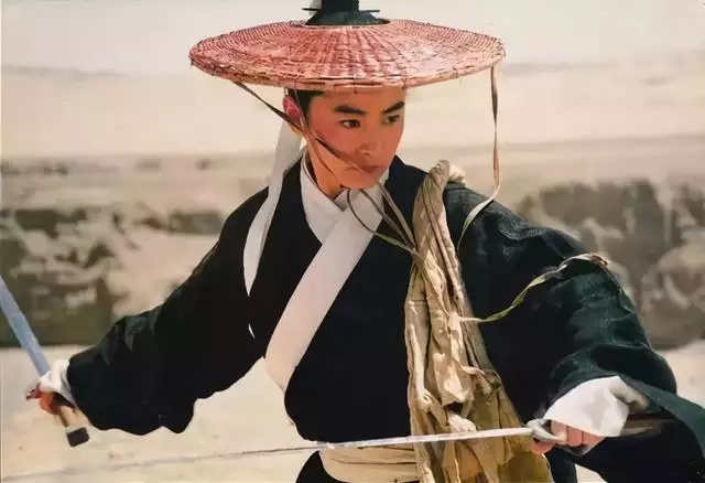 6歲的人是哪年出生的，1966年屬馬的男人一生"