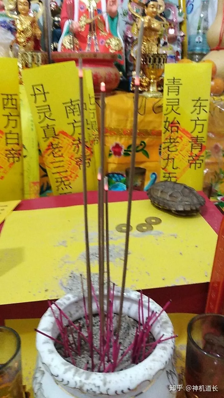 5、香火烧成什么样子才为好:三柱香烧成什么样好