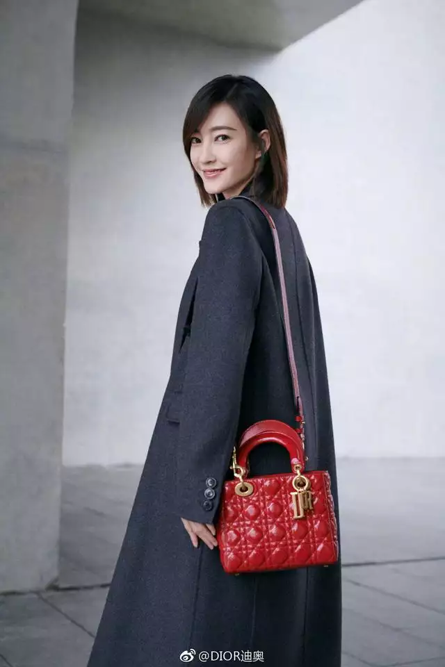 屬虎36歲本命年穿戴，虎年本命年36歲戴什麼