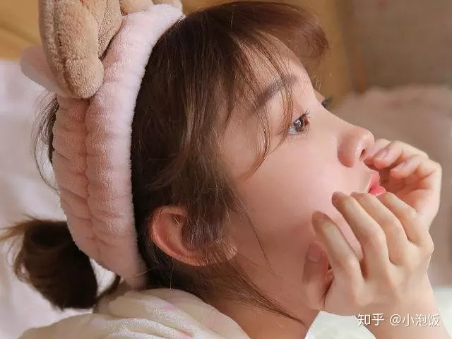 4、最近遇到一個渣男，和我曖昧了兩個月，後面發現又和另個女生也在曖昧