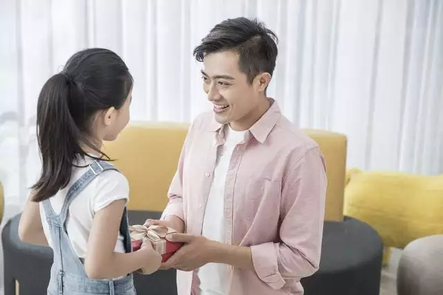 免费自动取名2022，免费自动取名100分