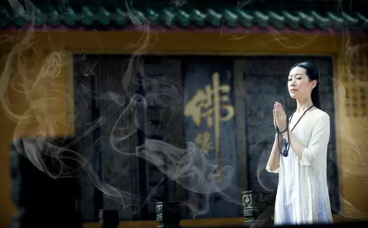 2、点12支香代表什么:点香一般点几支