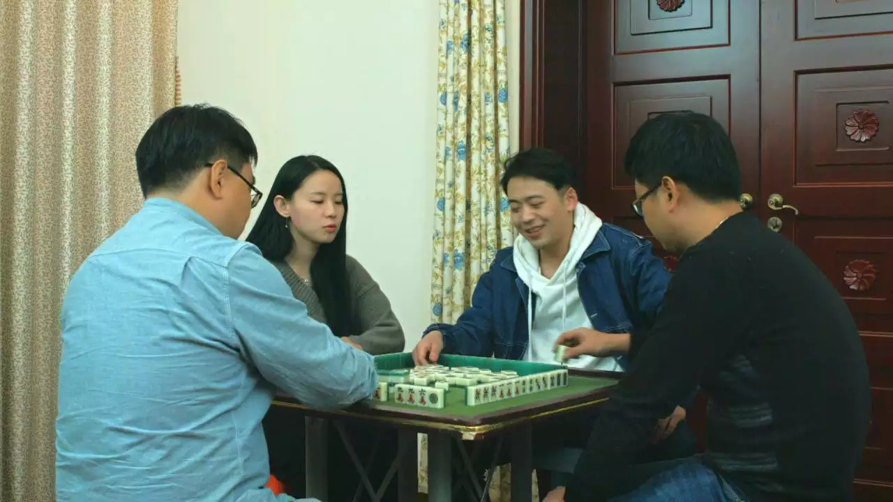 4、打麻将带6个硬币:6个硬币算卦