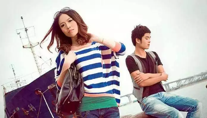 2、為什麼說判斷一個男人有多愛你，微信上拉黑一次就知道了？