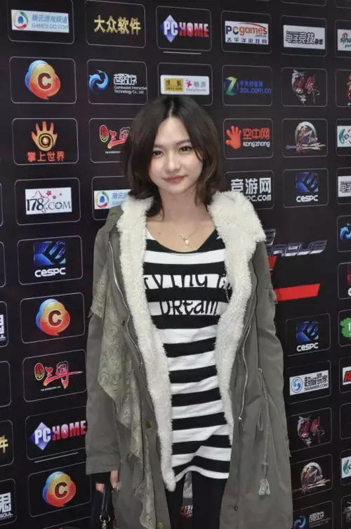3、為什麼說電競公車是miss:lol的解說miss之前是干什麼的呢