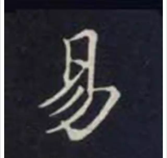 丙辰日柱女命2022年運勢，2022年運勢12生肖運勢詳解