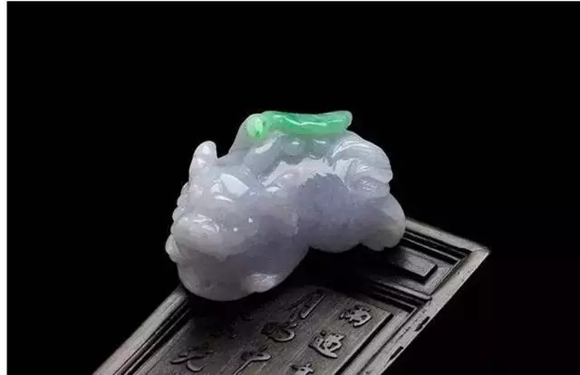 什么人不能戴貔貅，女人佩戴貔貅的寓意